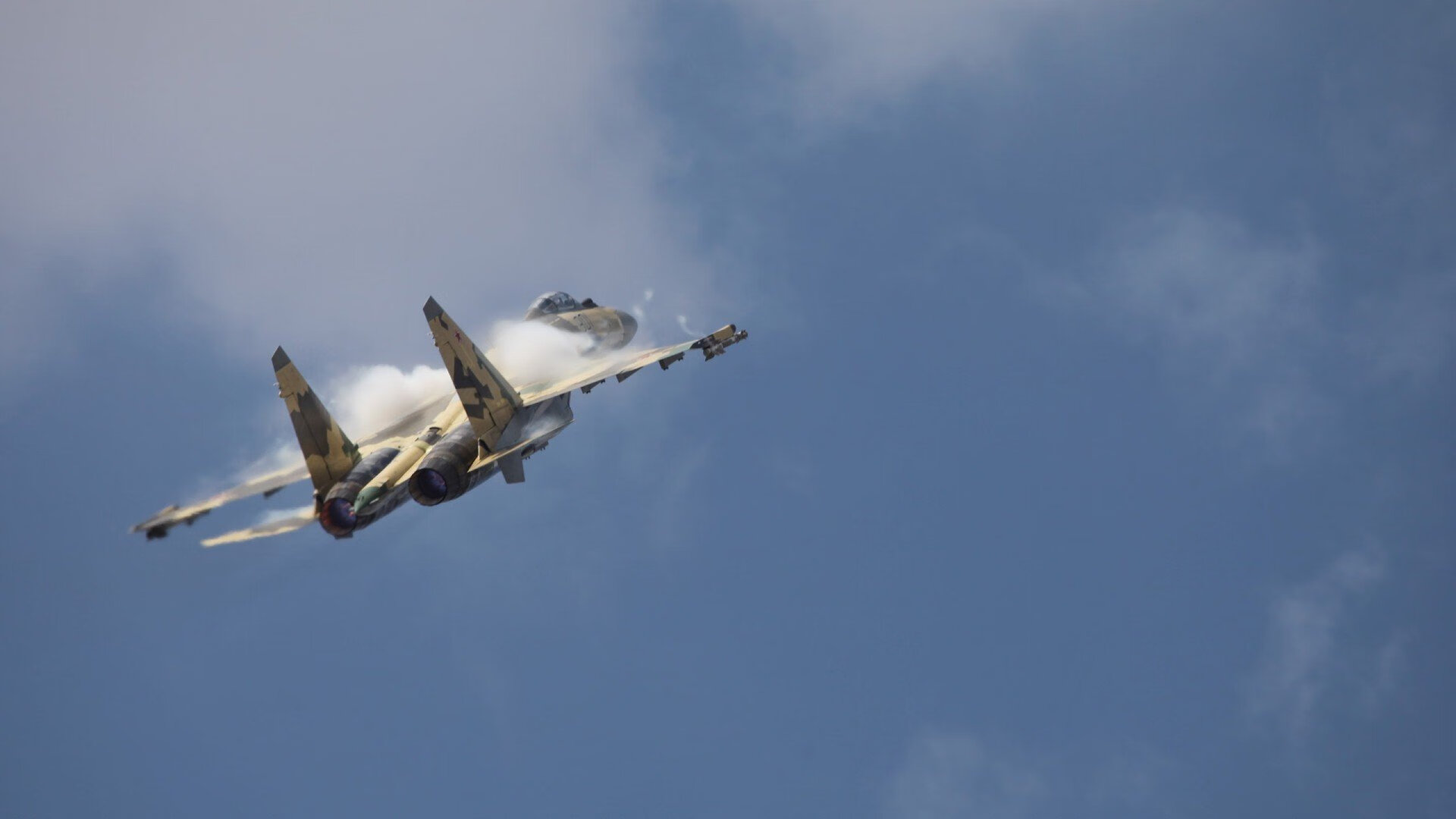 多特蒙德后场防线稳固保障零封,多特蒙德站位